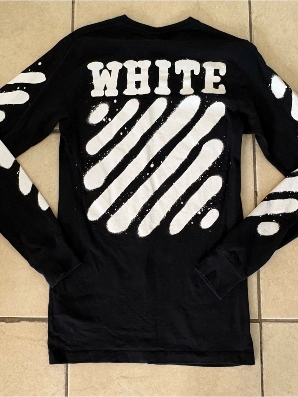 OFF WHITE Industrial Belt Graffiti Longsleeve T-shirt Size XS - Picture 2 of 5